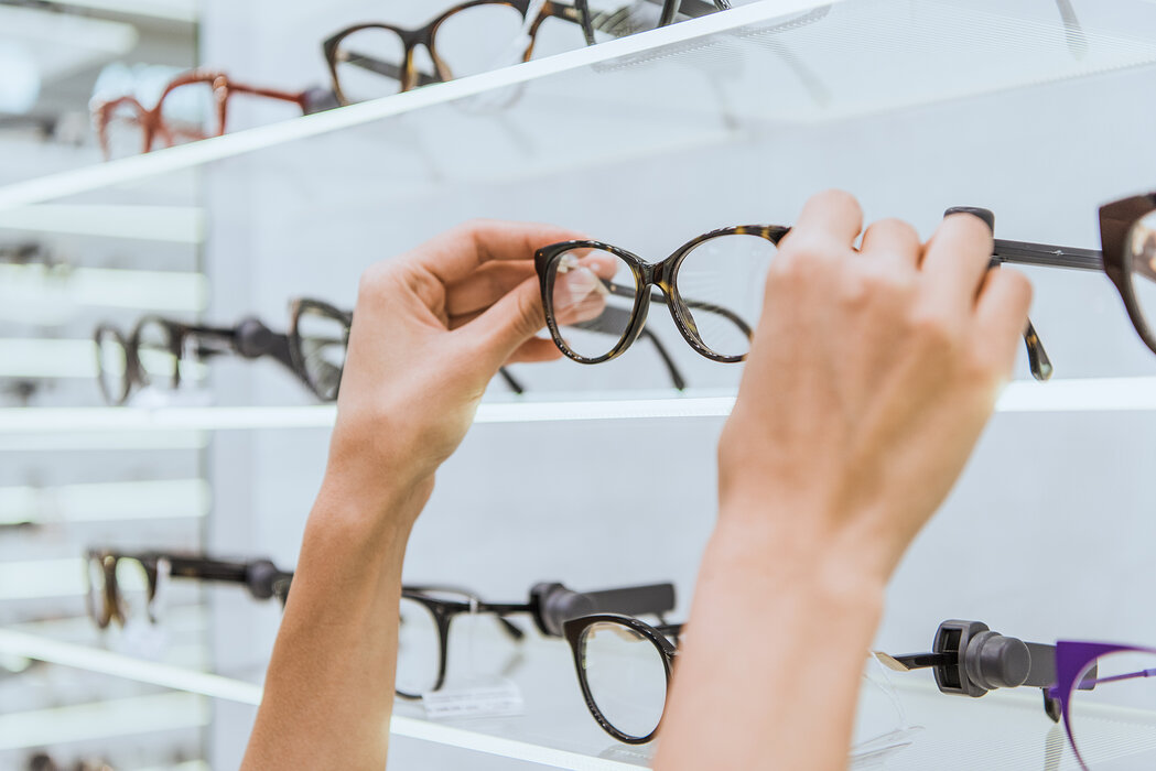 Aussuchen einer Brille