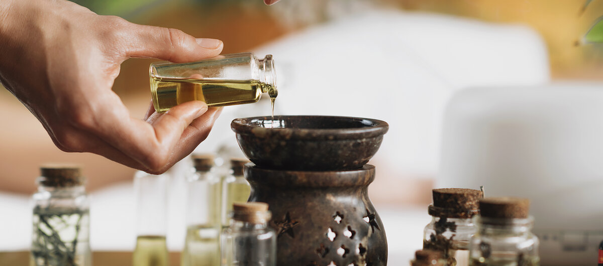 Ayurveda Aromatherapie mit Ölen